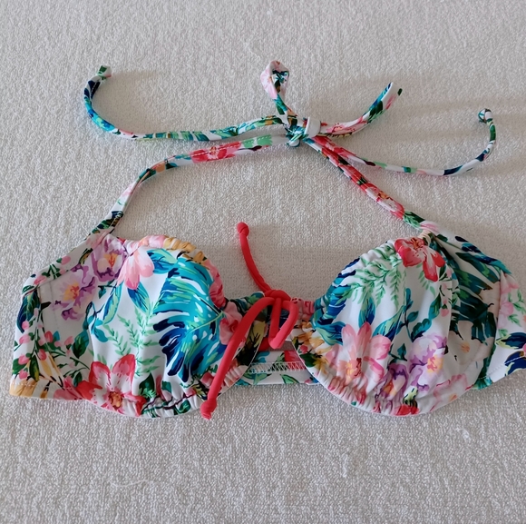 VENUS French Bra Swim Top, size 34B, 32C, 36A - Picture 11 of 13